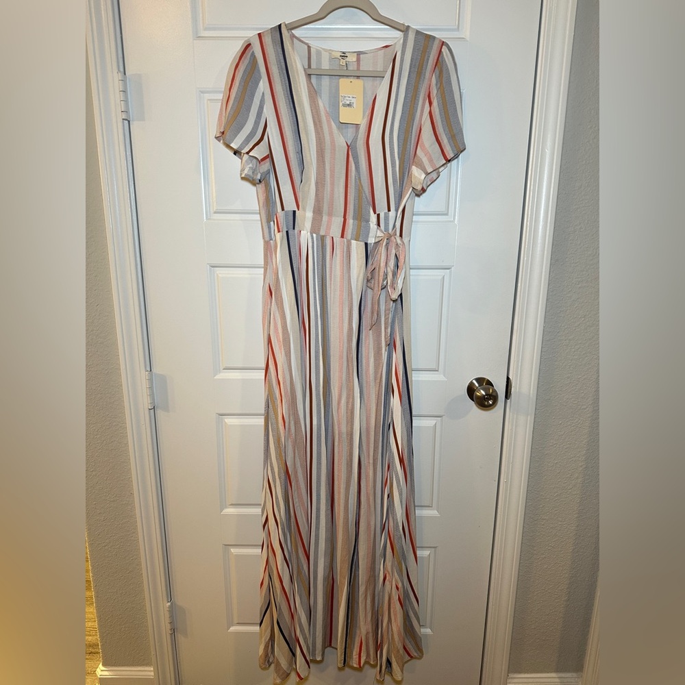 Entro Multicolor Striped Maxi Dress